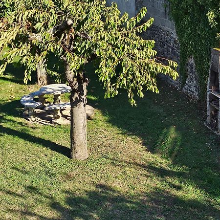 Apartamento La Bourzede Langeac Exterior foto