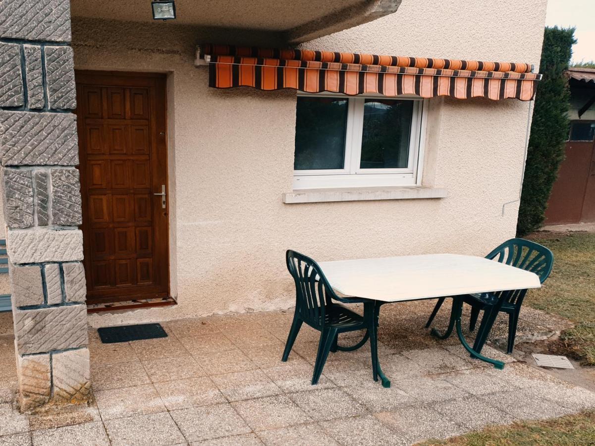 Apartamento La Bourzede Langeac Exterior foto